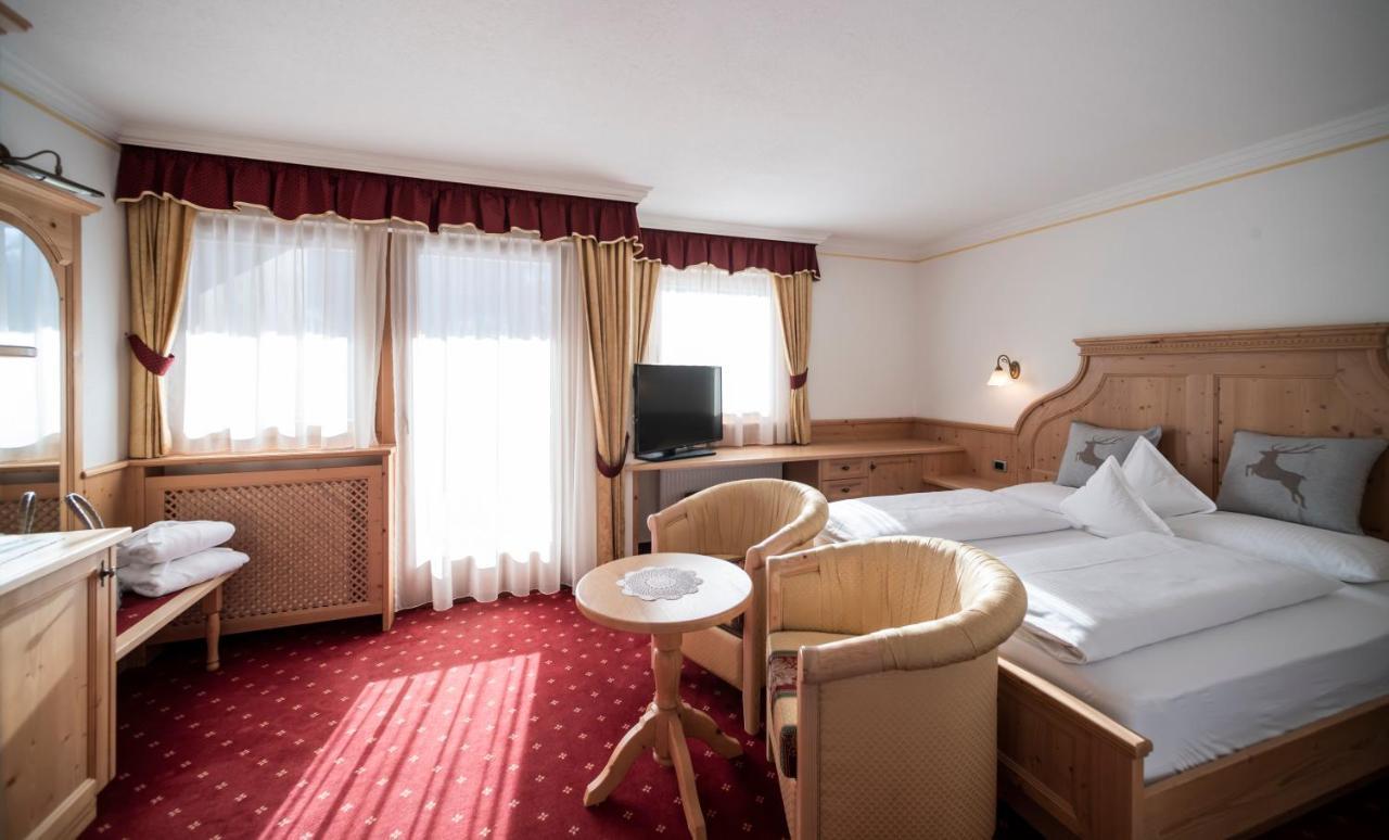 Hotel Plan Murin Ла Вале Екстериор снимка